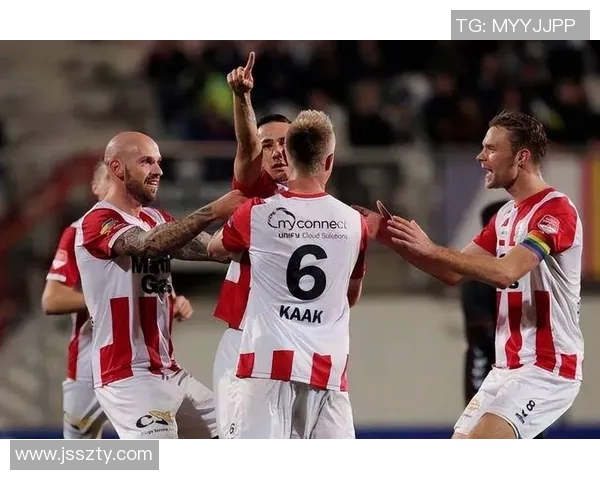 奥斯与鹿特丹斯巴达的激烈对决揭示了荷甲联赛的竞争魅力与球队实力的较量